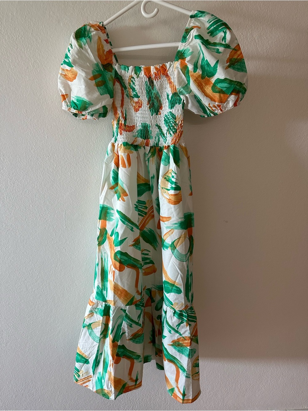 Fame Smocked Puff-Sleeve Maxi Dress - White with Green & Orange Brushprint Large